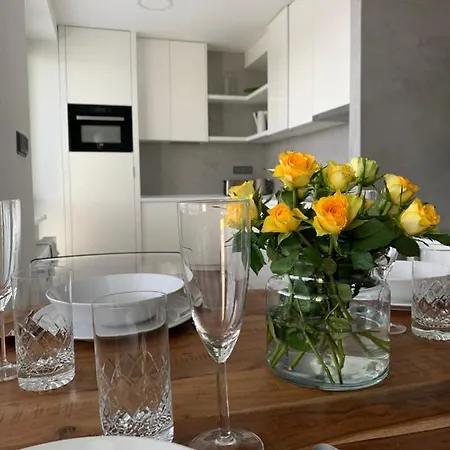 Апартаменты Luxury Flat In